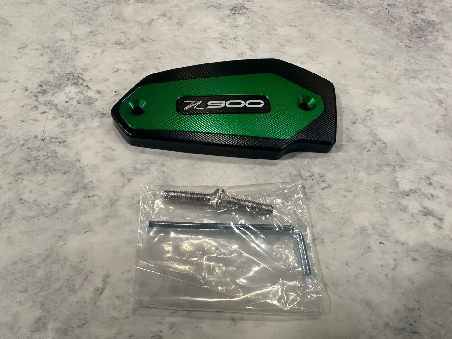 CNC Front Brake Fluid Cylinder Master Reservoir Cover Cap With Z Logo For Kawasaki Z900 (Green)