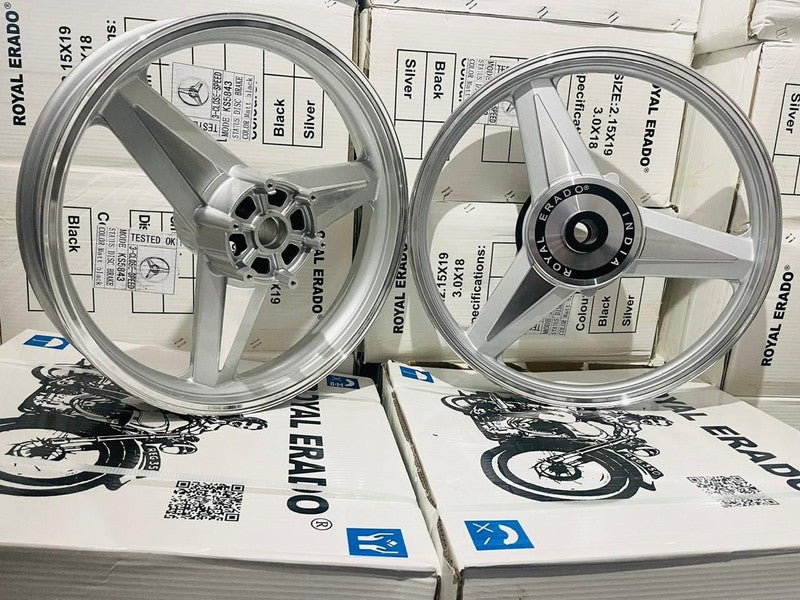 ROYAL ERADO DIAMOND MERCEDES BLACK alloy for ROYAL ENFIELD REBORN CLASSIC SINGLE DISC & STANDARD AFTER 2023 MODEL SINGLE DISC