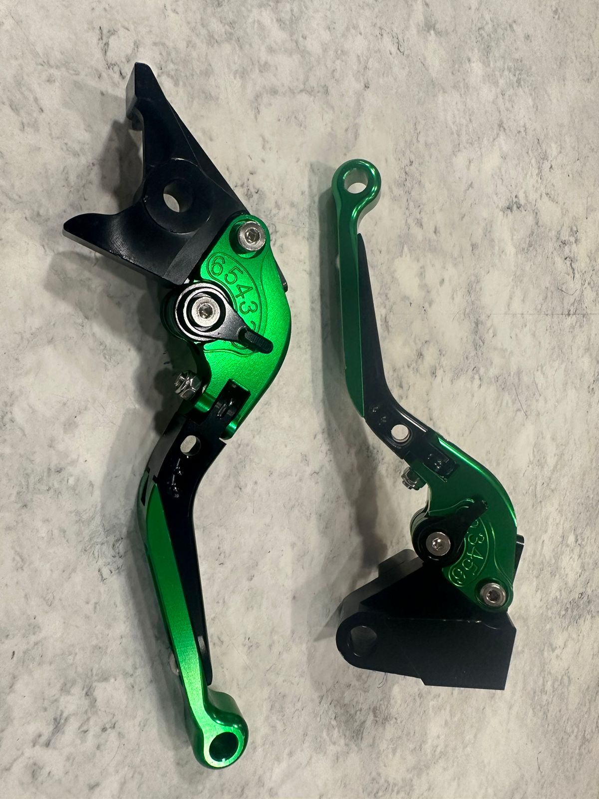 Motocycle Brake Clutch Levers Set Foldable Brake Levers Extendable with Z Logo Compatible with Kawasaki Z900 Z 900 (Green)