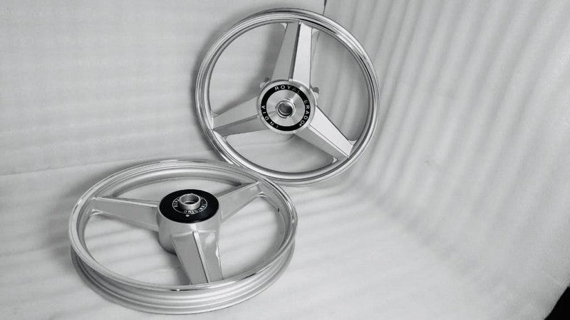 DIAMOND MERCEDES SILVER Alloy Wheel set for classic single disc
