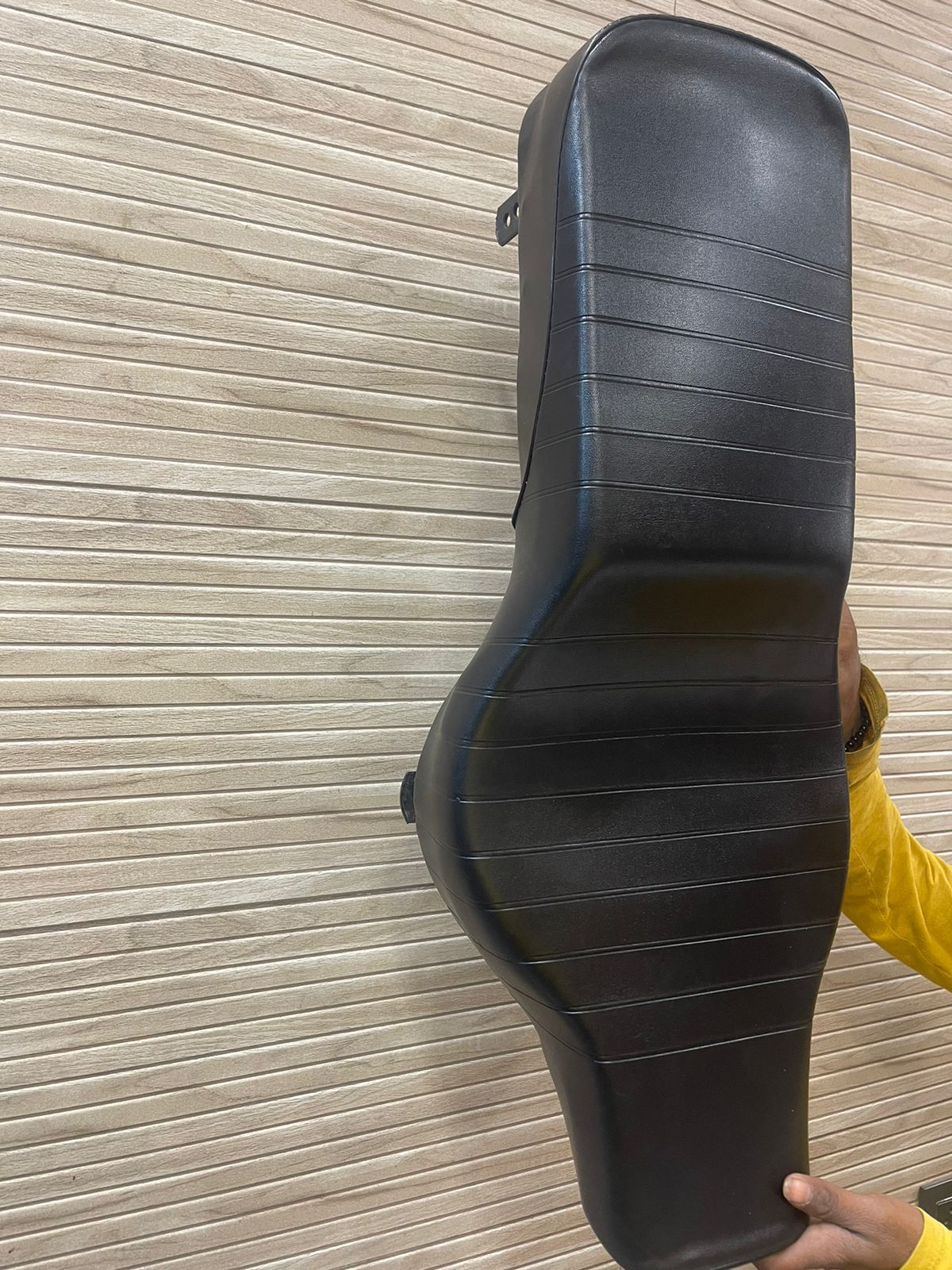THIN SEAT FOR ROYAL ENFIELD CLASSIC / ELECTRA / STANDARD