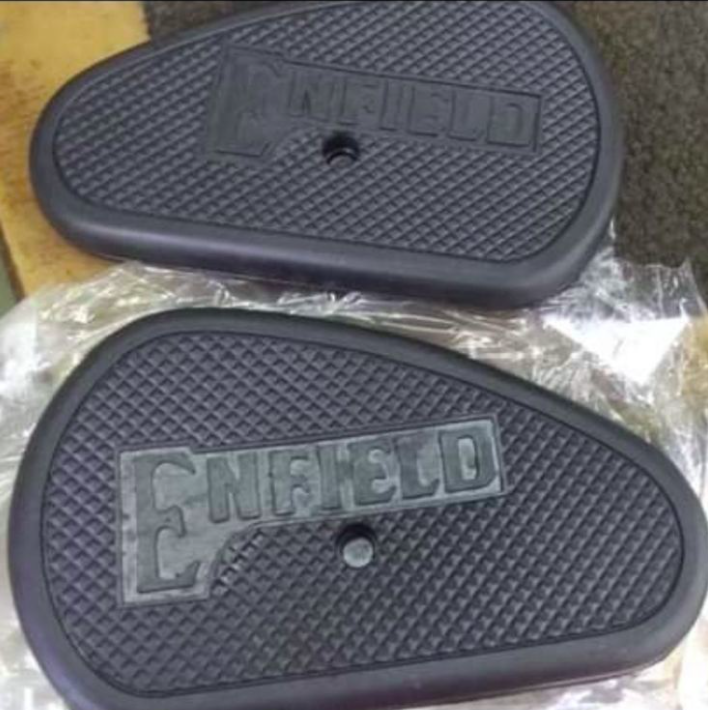 Knee pad for fuel tank vintage model royal enfield g2 standard with enfield written export quality.