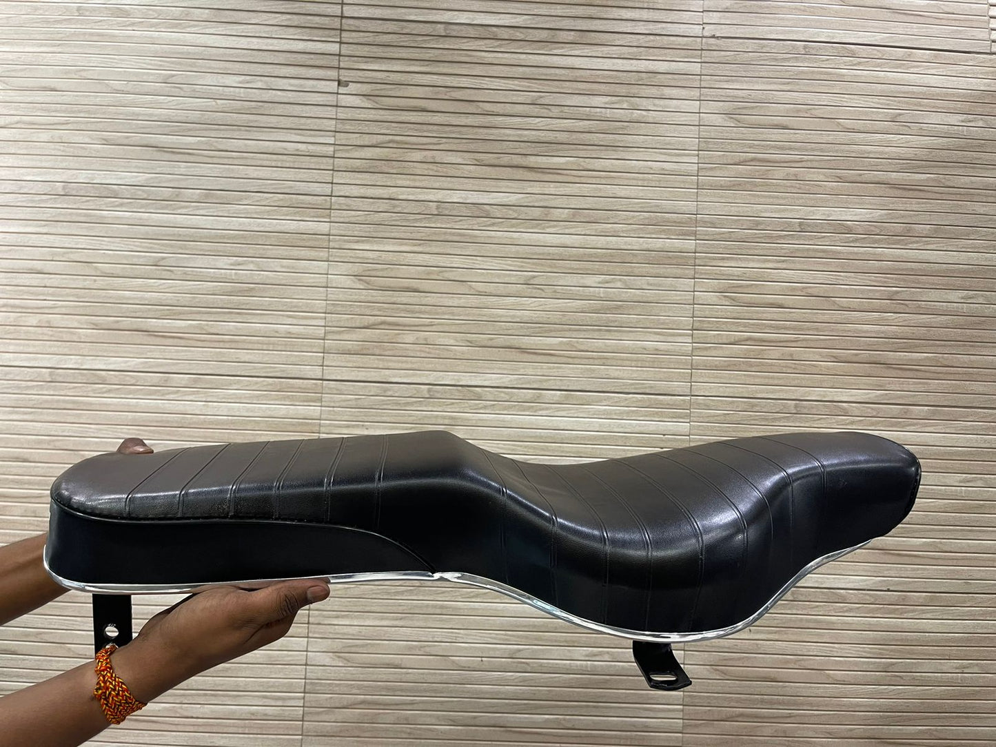 THIN SEAT FOR ROYAL ENFIELD CLASSIC / ELECTRA / STANDARD