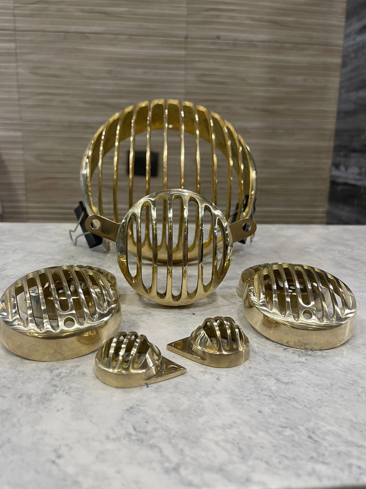 Brass head lightb grill set for royal enfield classic ( won't fit to reborn )