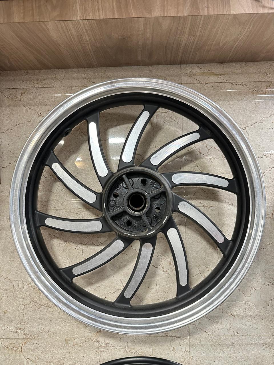 Spokes Mag Wheels For Royal Enfield Classic 350 Enfield Classic