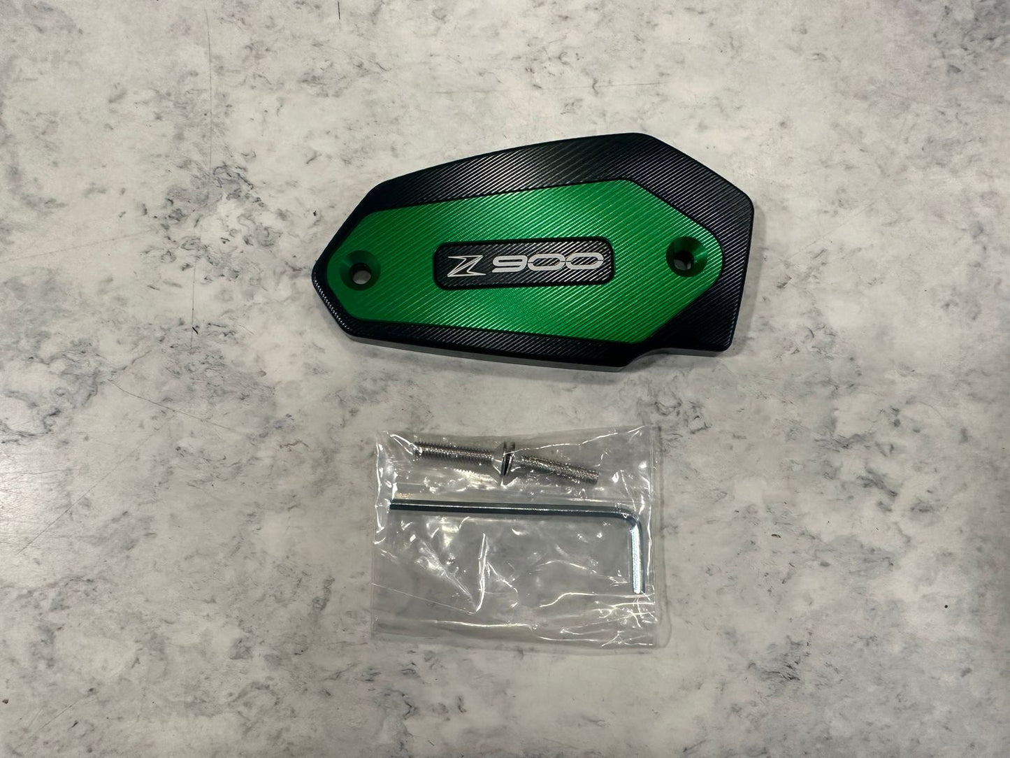 CNC Front Brake Fluid Cylinder Master Reservoir Cover Cap With Z Logo For Kawasaki Z900 (Green)