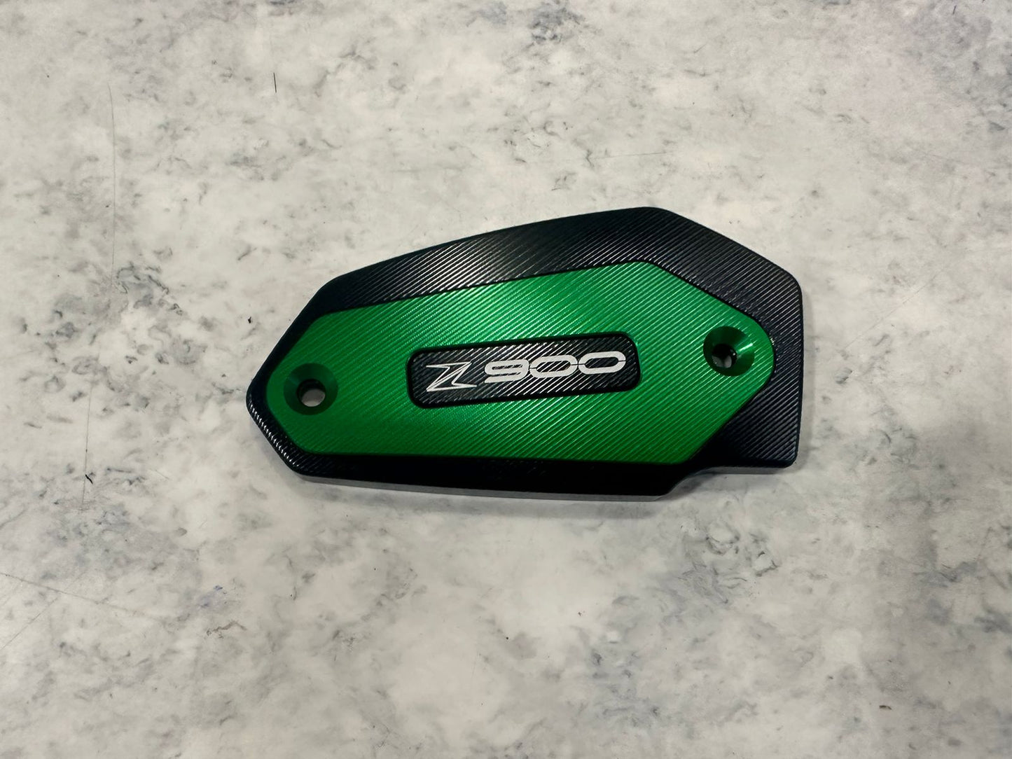 CNC Front  Brake Fluid Cylinder Master Reservoir Cover Cap With Z Logo For Kawasaki Z900 (Green)