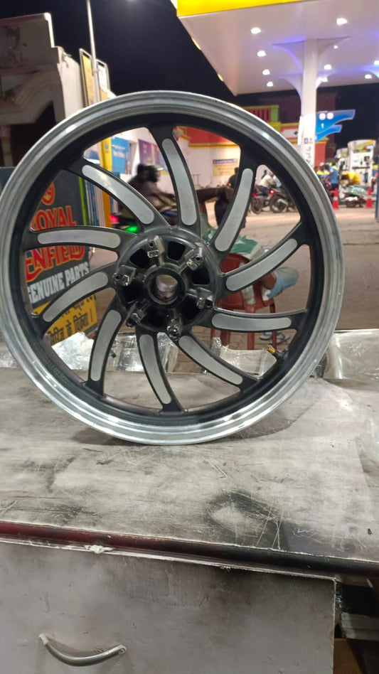 Pajero 10 spoke original type alloy for ROYAL ENFIELD REBORN CLASSIC & NEW STANDARD DOUBLE DISC.