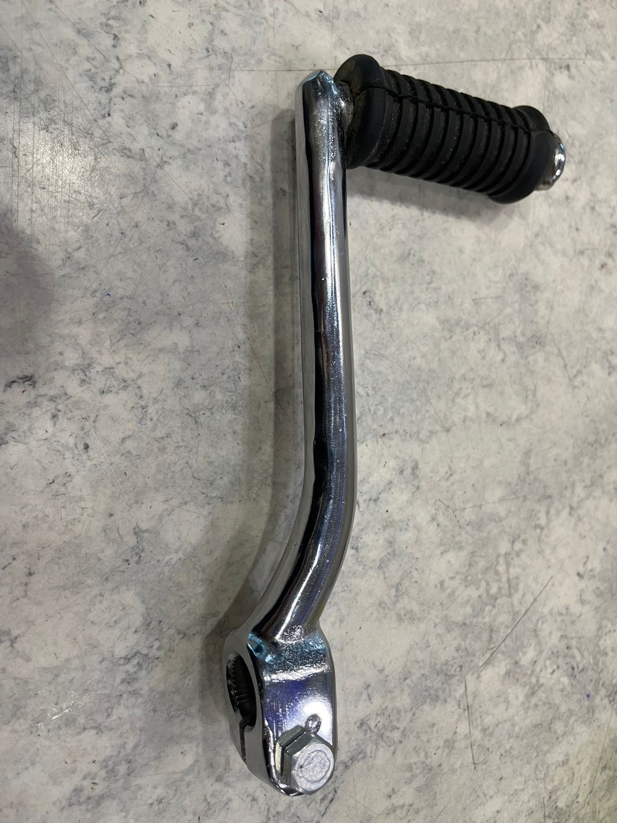 Kick lever for royal enfield standard old model in chrome.