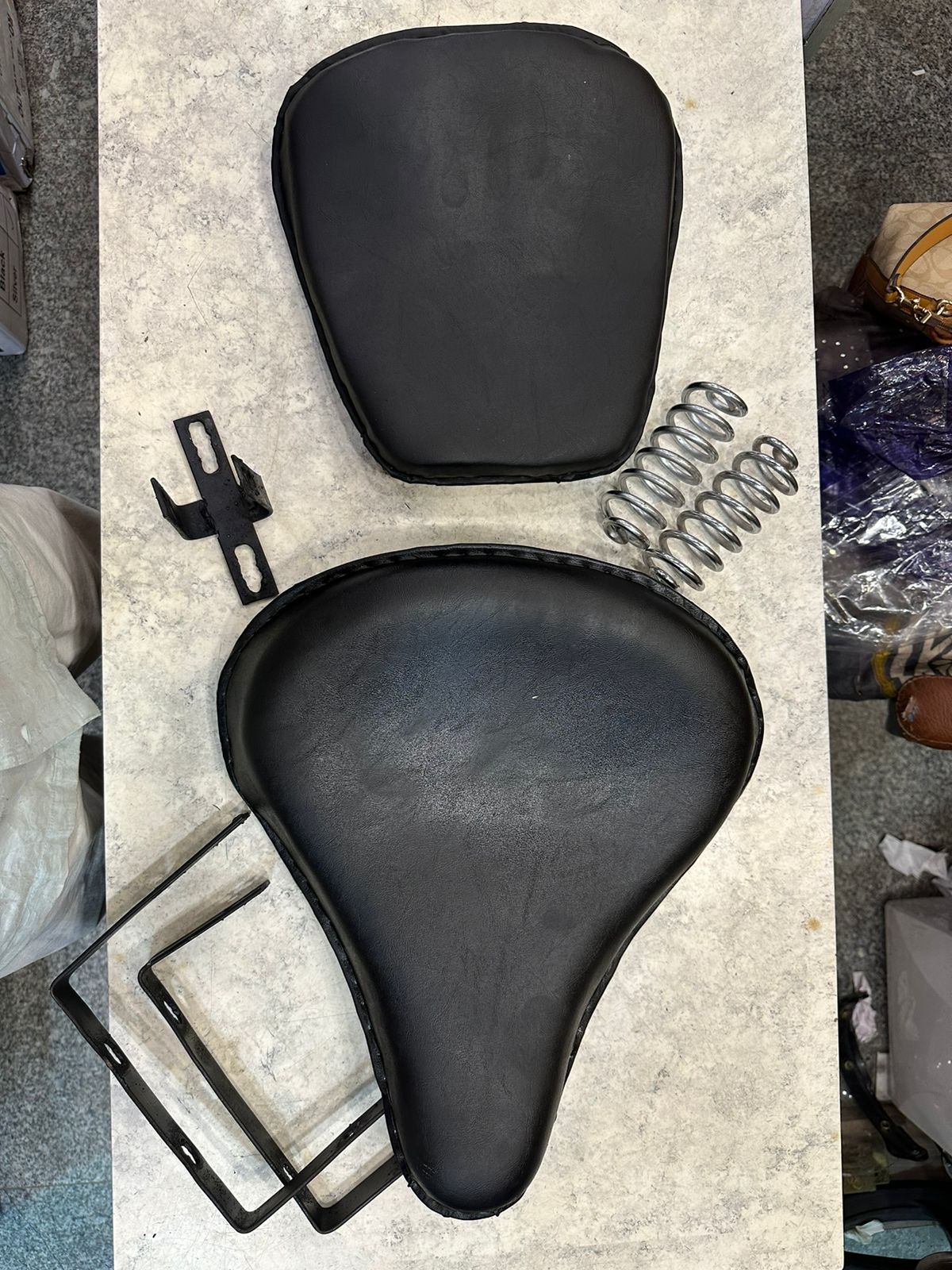Royal enfield kabir sing seat vintage old g2 style seat for standard electra classic