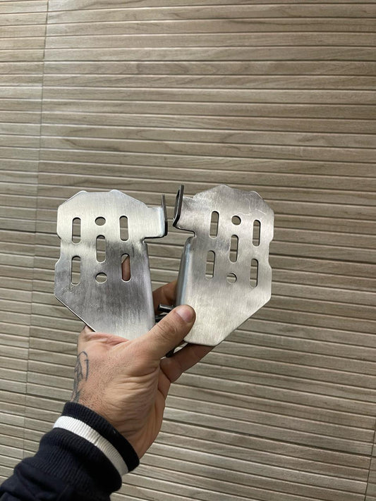 Royal enfield interceptor and continental gt650 rear footrest stainless steel non-rustable