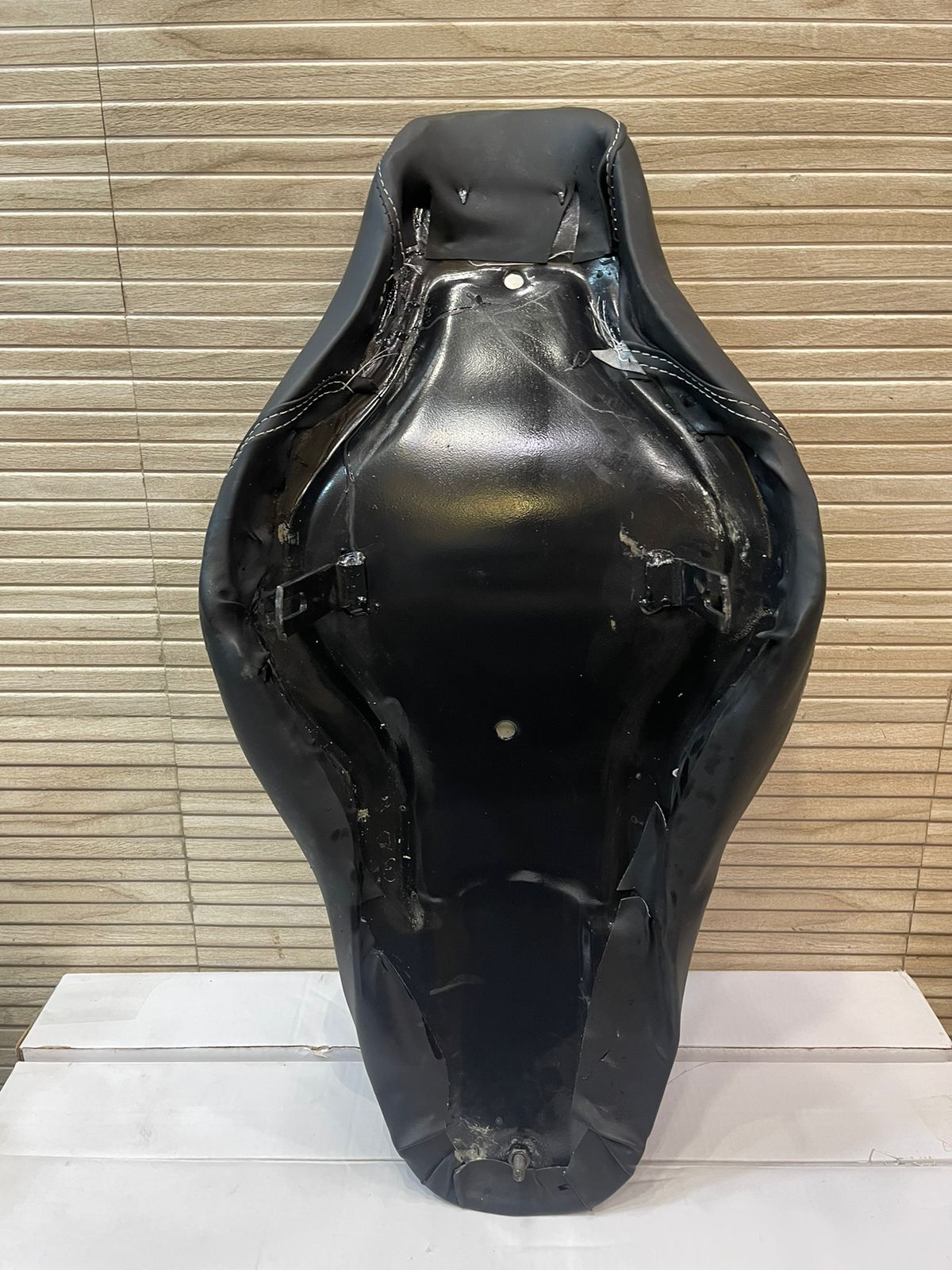 Harley style seat for decreasing the height of bike for Royal Enfield Classic Electra Standard chopper bobber style