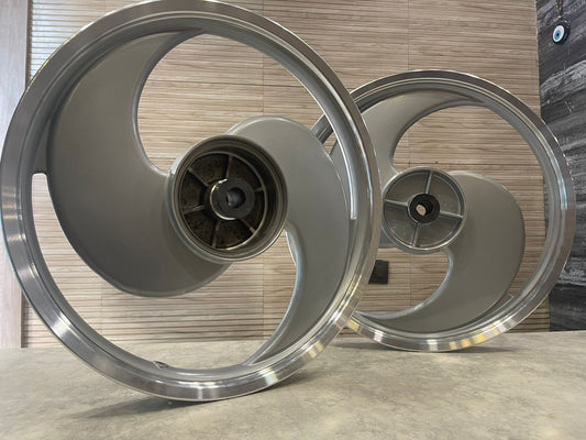 MAI PARADO Splendor alloy wheel 2 spoke S alloy wheel broad S alloy wheel for new model splendor big drum silver color