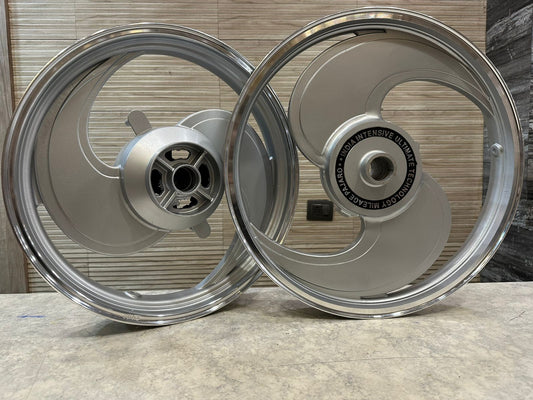 PAJERO 2 SPOKE BIGS ALLOY FOR ROYAL ENFIELD REBORN CLASSIC NEW STANDARD BATTALION SINGLE DISC.
